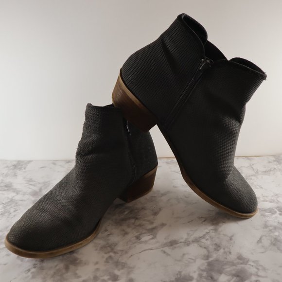 Kensie Women's Gerona KS193001 Side Zip Dark Grey Ankle Bootie Women's 9M - Picture 9 of 9